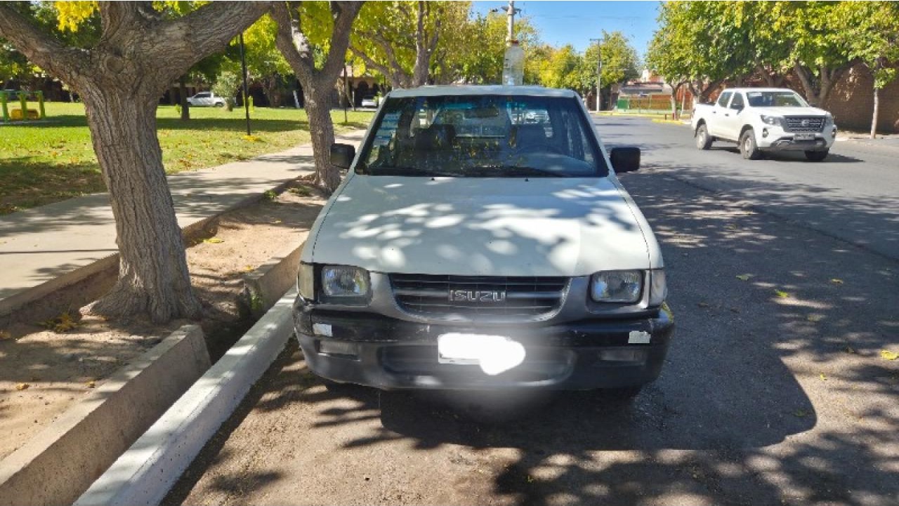 Isuzu 2.5 Turbo 4x2 Dc Aa 2001