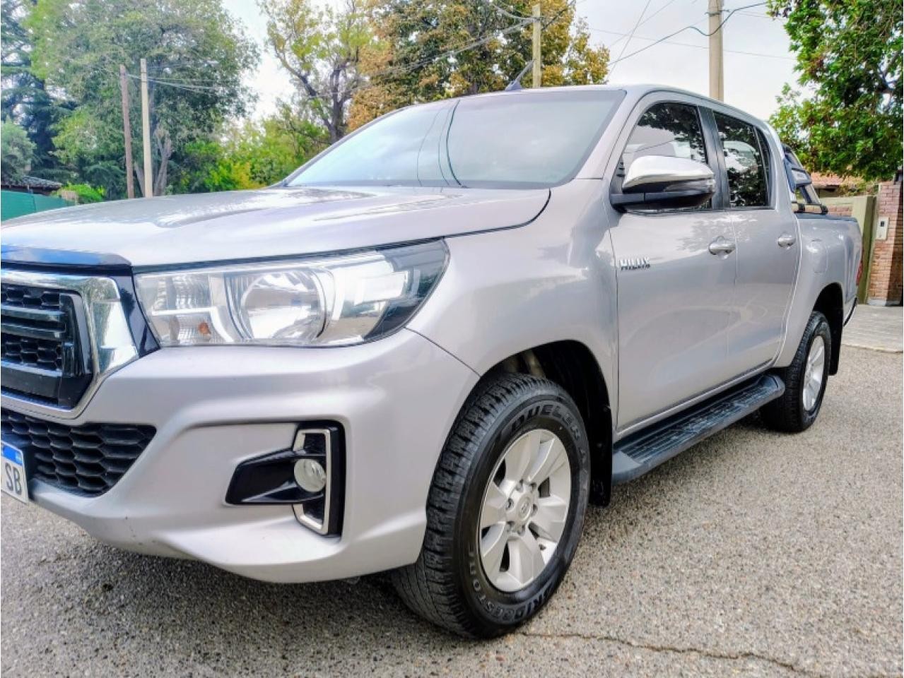 Toyota Hilux Srv 4x2 Mt 2019