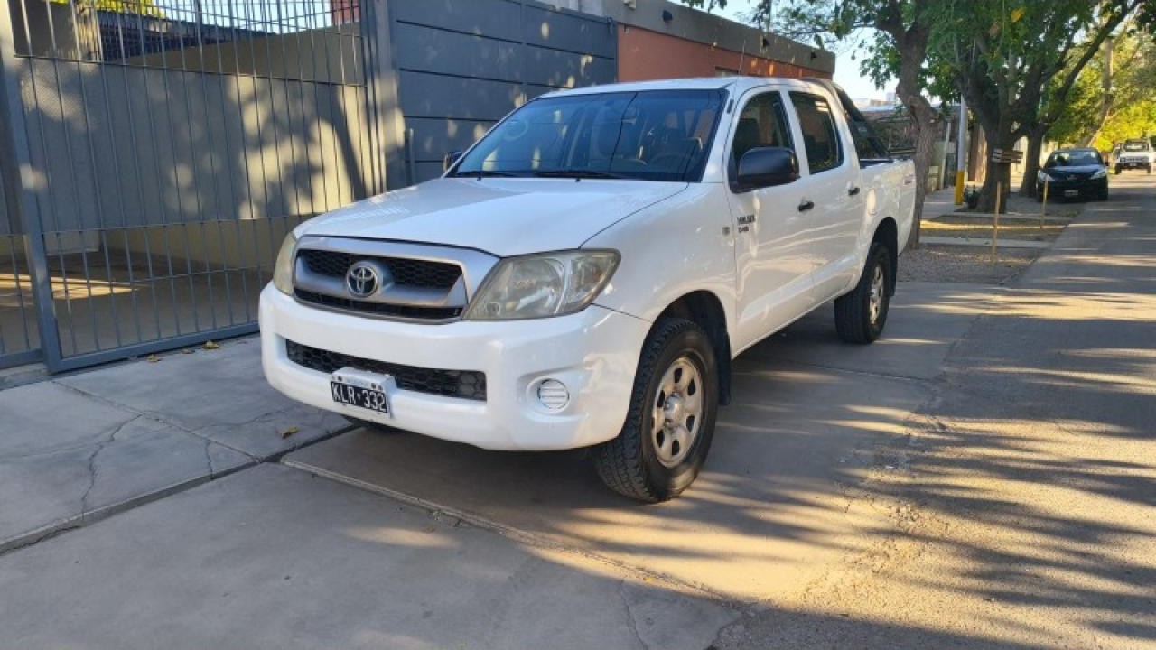 Toyota Hilux 2.5 Turbo 4x2 2011