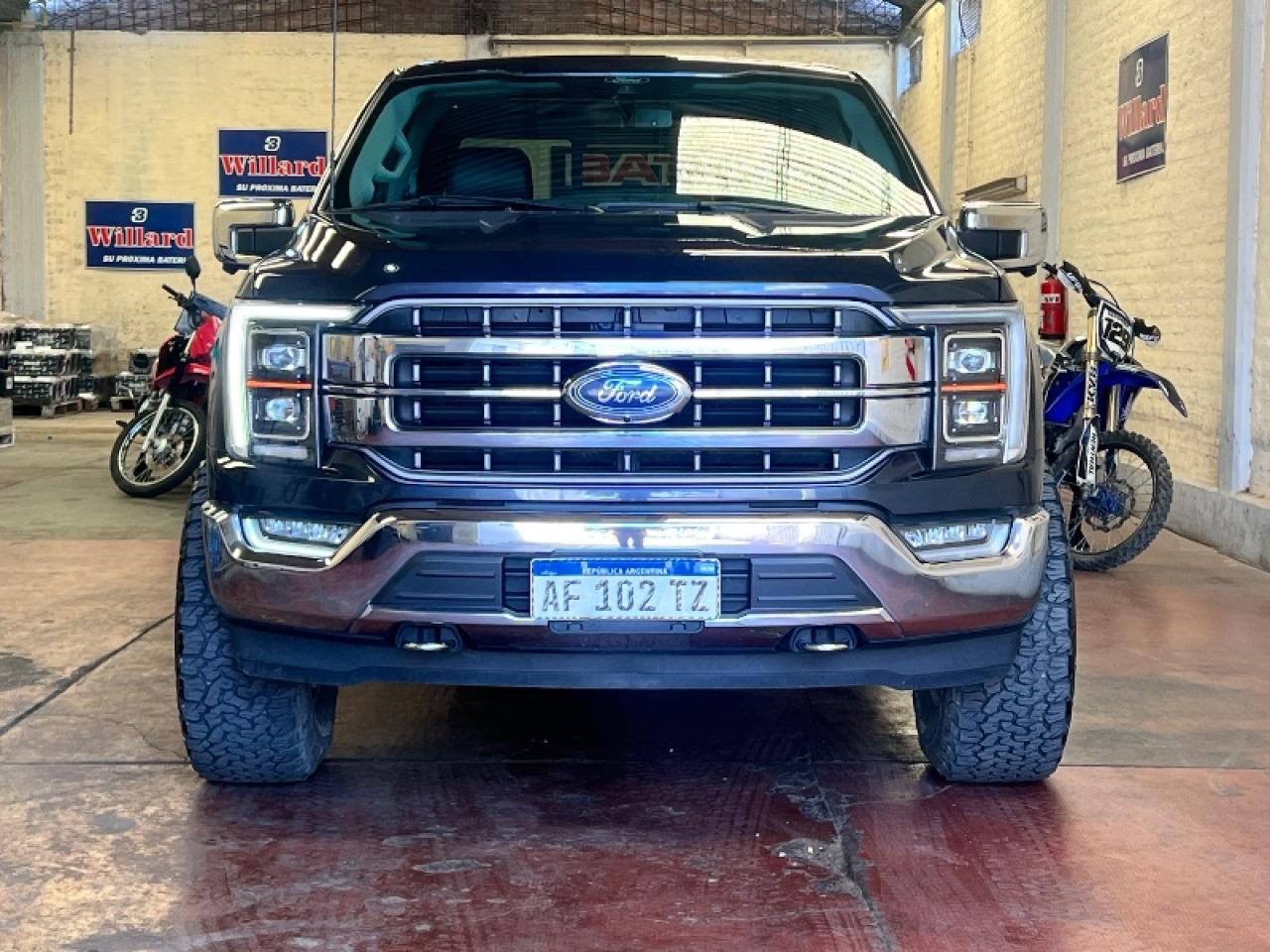 Ford 150 V8 Lariat Mod 2022