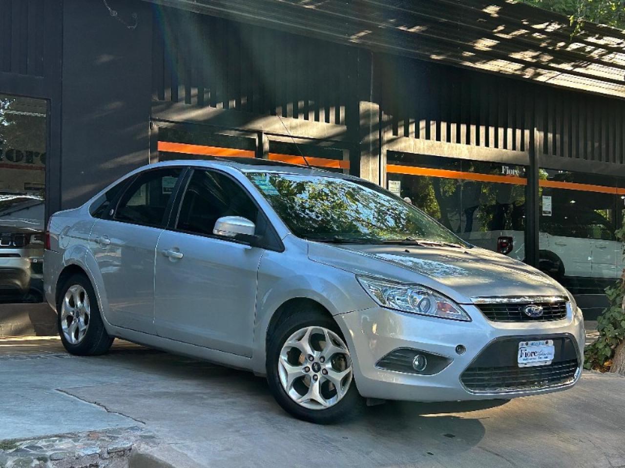 Ford Focus 1.8 Td Ghia Exe 4 Ptas. 2011