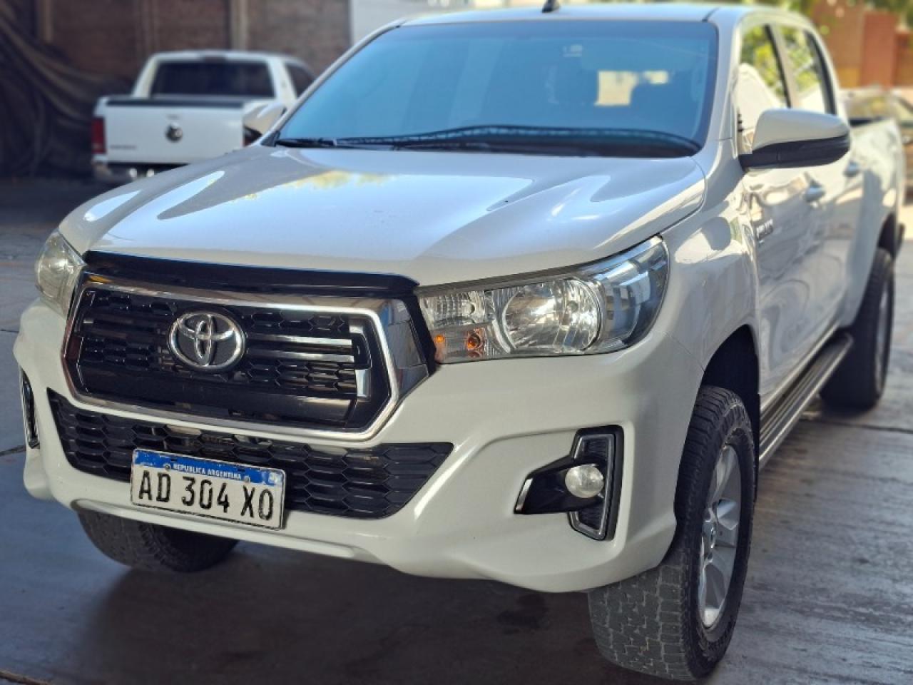 Toyota Hilux 2.8 4x4  2019