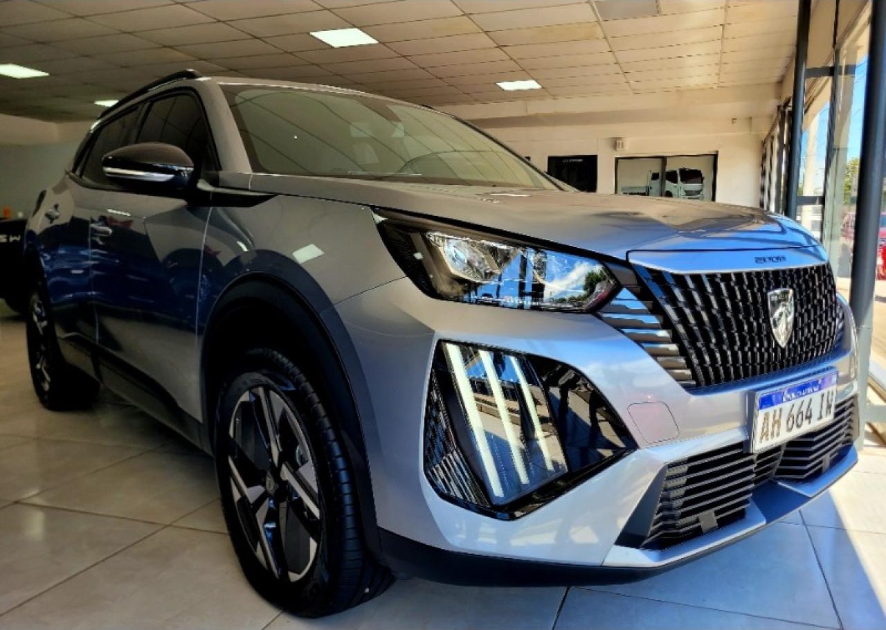 Peugeot 2008 Turbo Automática 2025 6000km