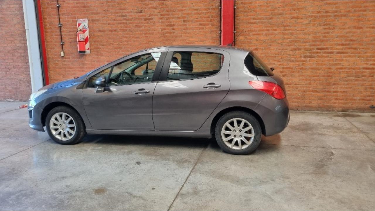 Peugeot 308, 2013