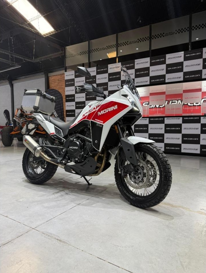 Morini X-cape 650 2024 2000km