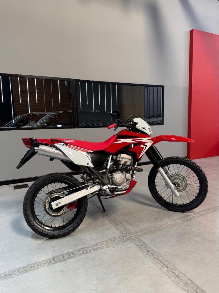 Honda Tornado Xr 250 (2009) Con 26.000km única En Su Estado.