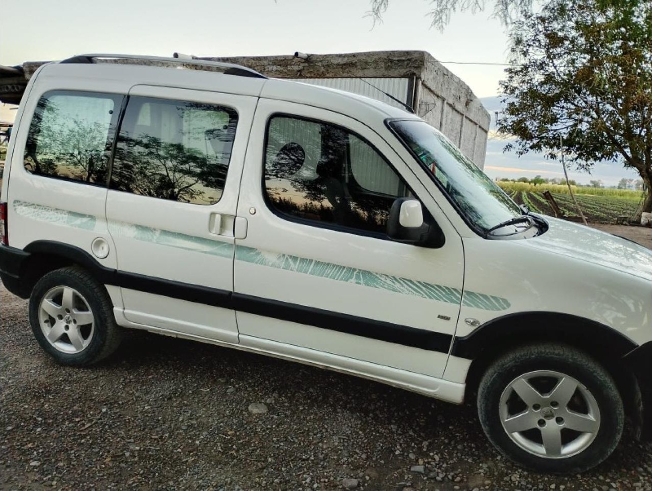 Peugeot Partner Patagónica 1.6 Hdi Vtc Plus, 2014