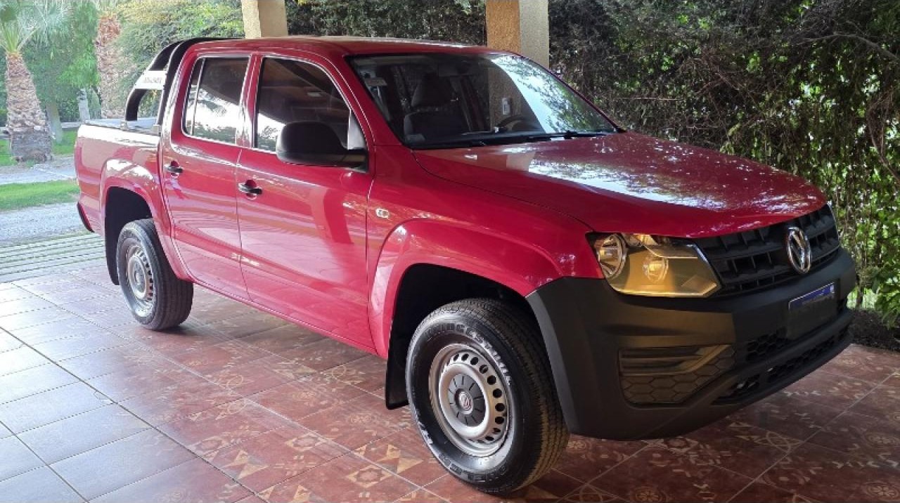 Volkswagen Amarok Trenline 2017 Nueva Linea, 4x2 Manual, Unica
