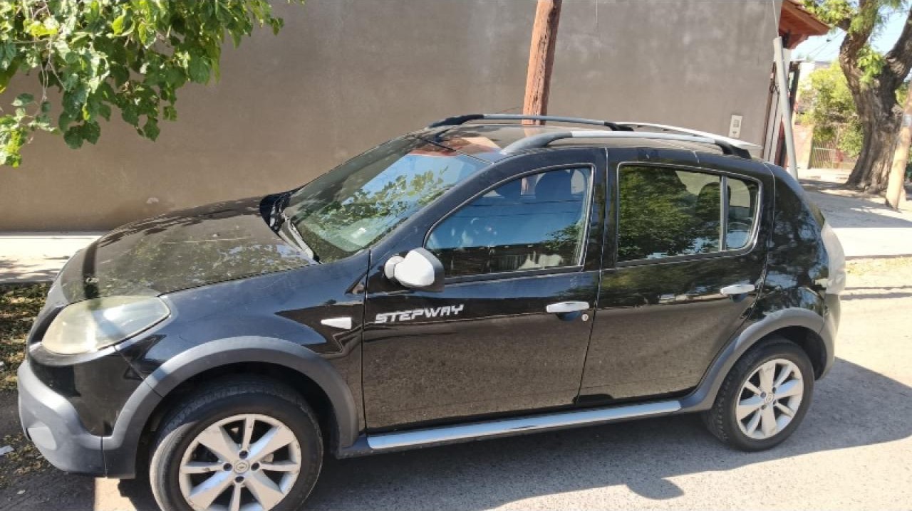 Renault Sandero Steepway 2013 1.6 16v Con Gnc 5ta Generación