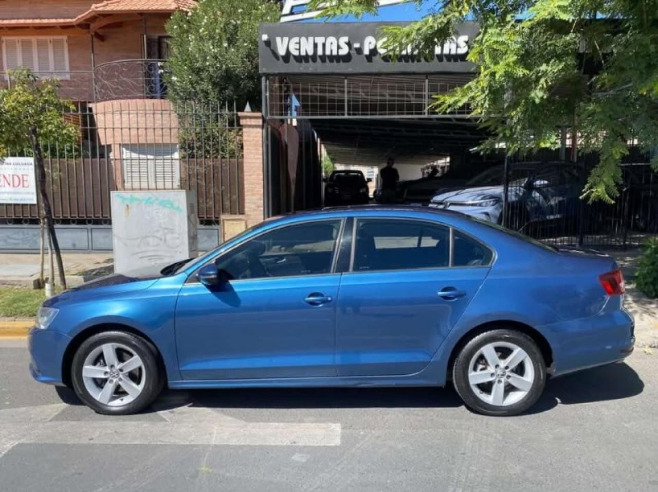 Miniatura 8