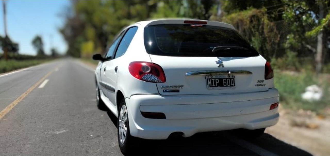 Peugeot 207, 2013 Gnc. Titular Al Día. Escucho Ofertas Razonables