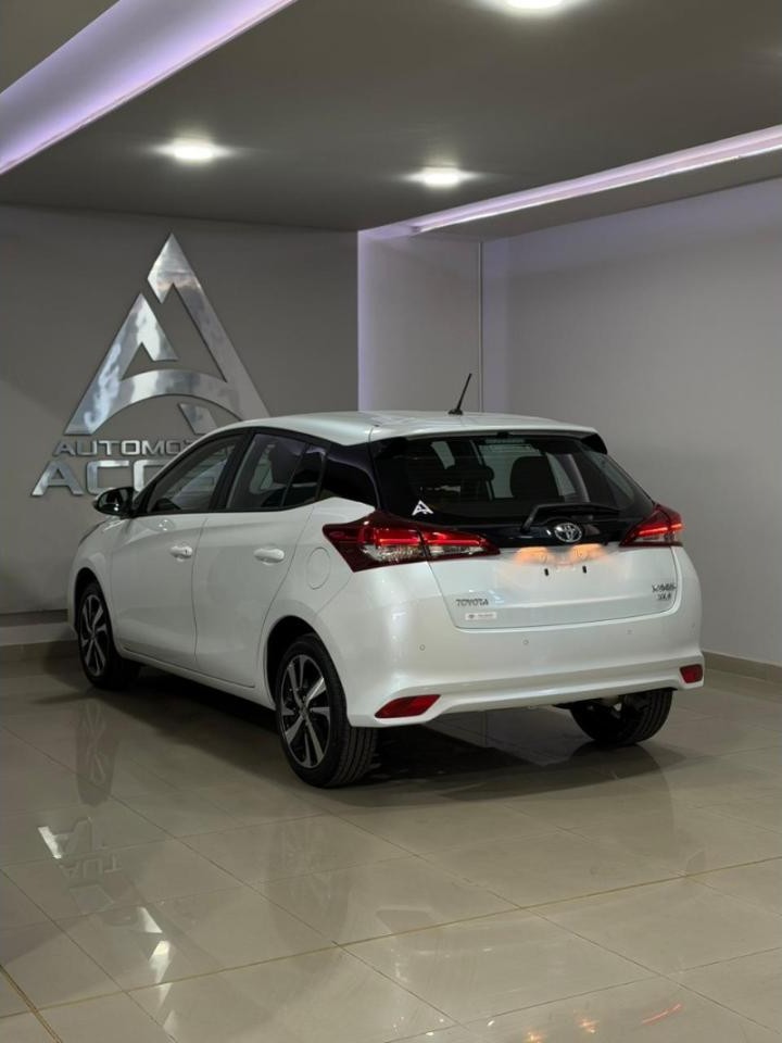 Miniatura 8
