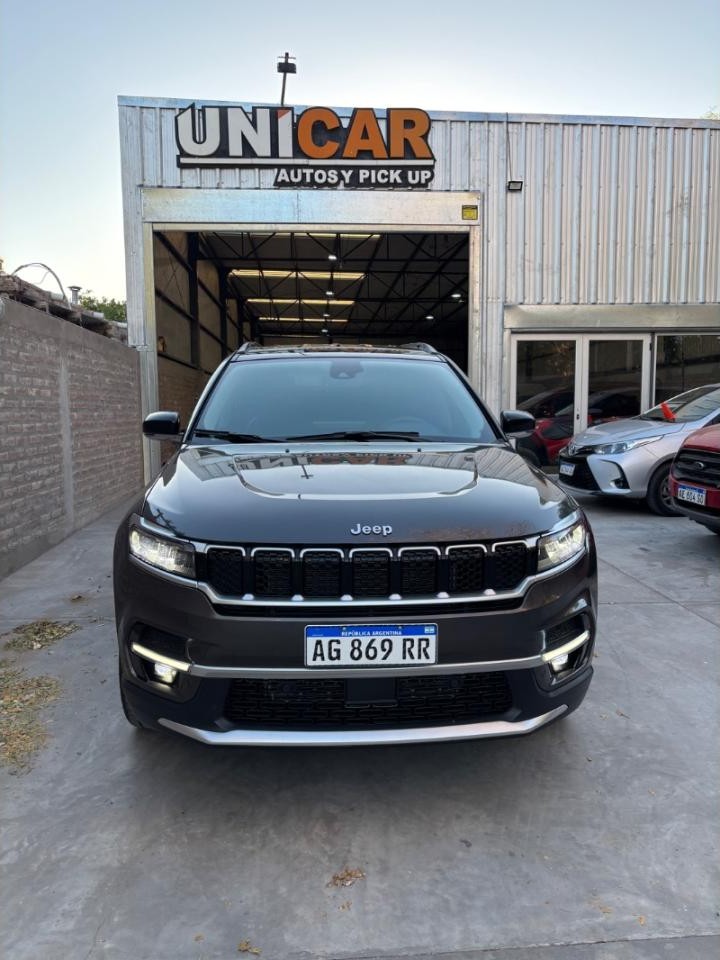 Jeep Commander Limited 2024 -10.000 Km