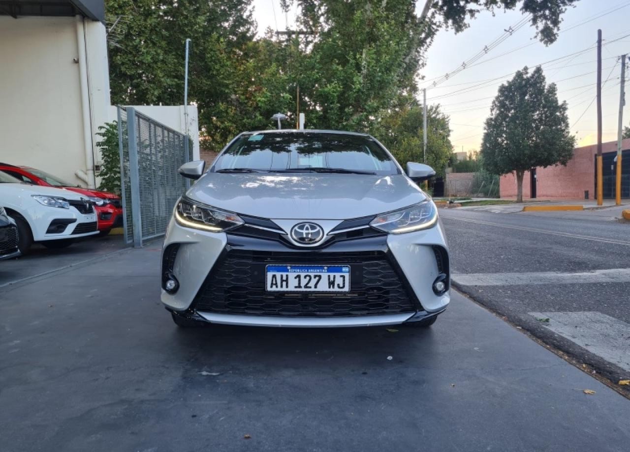 Toyota Yaris S 2025