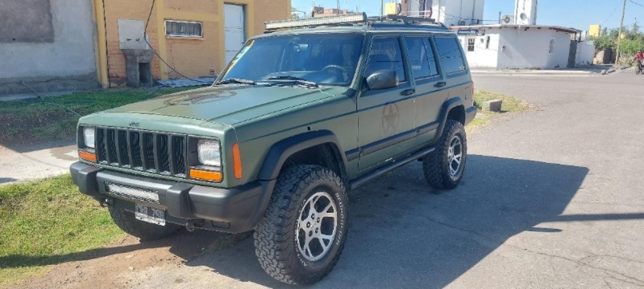 Jeep Cherokee Sport 4.0