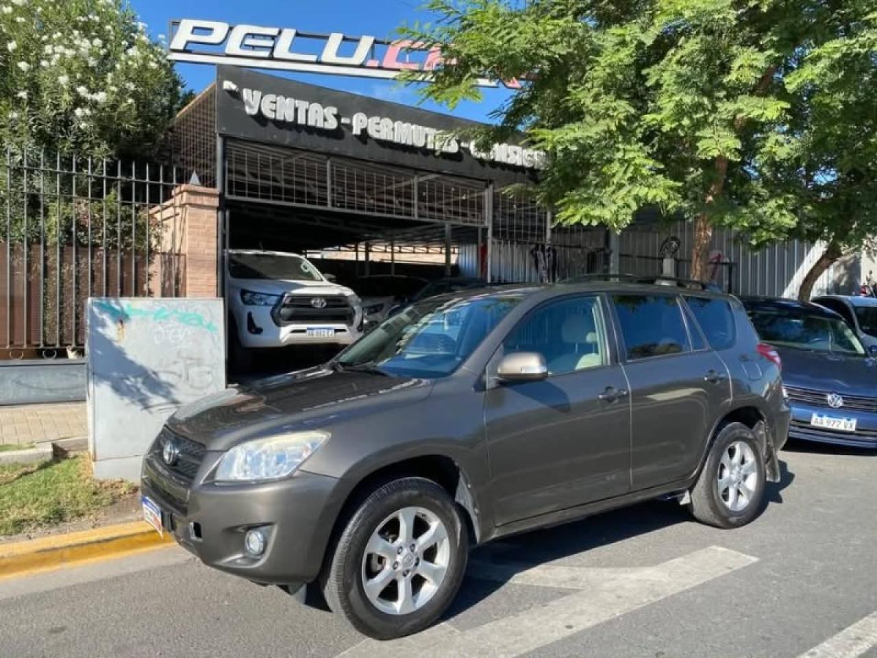 Toyota Rav4 4x2 At Full 2013