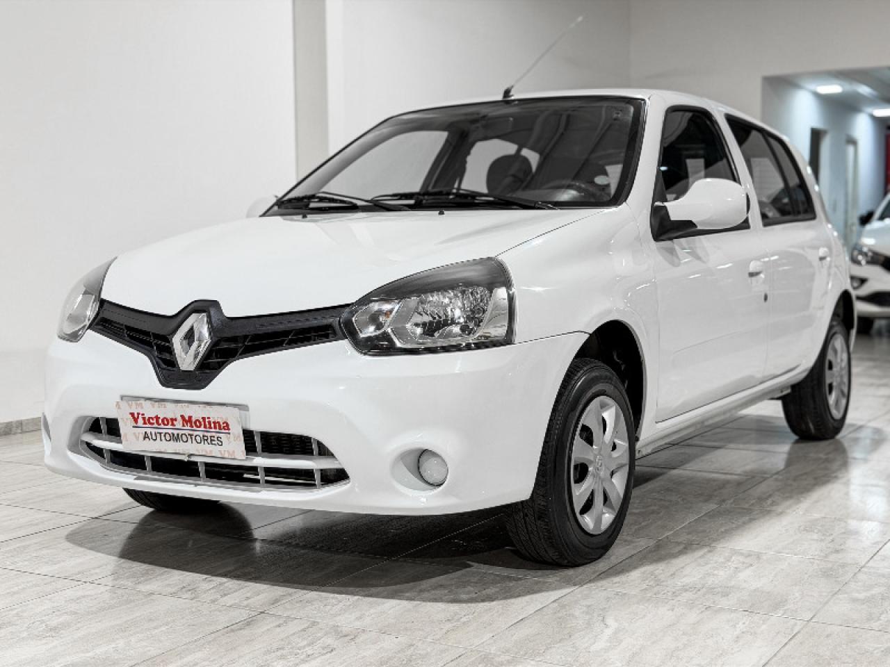 Renault Clio 2015 Confort Pack 1.2 80 Mil Km