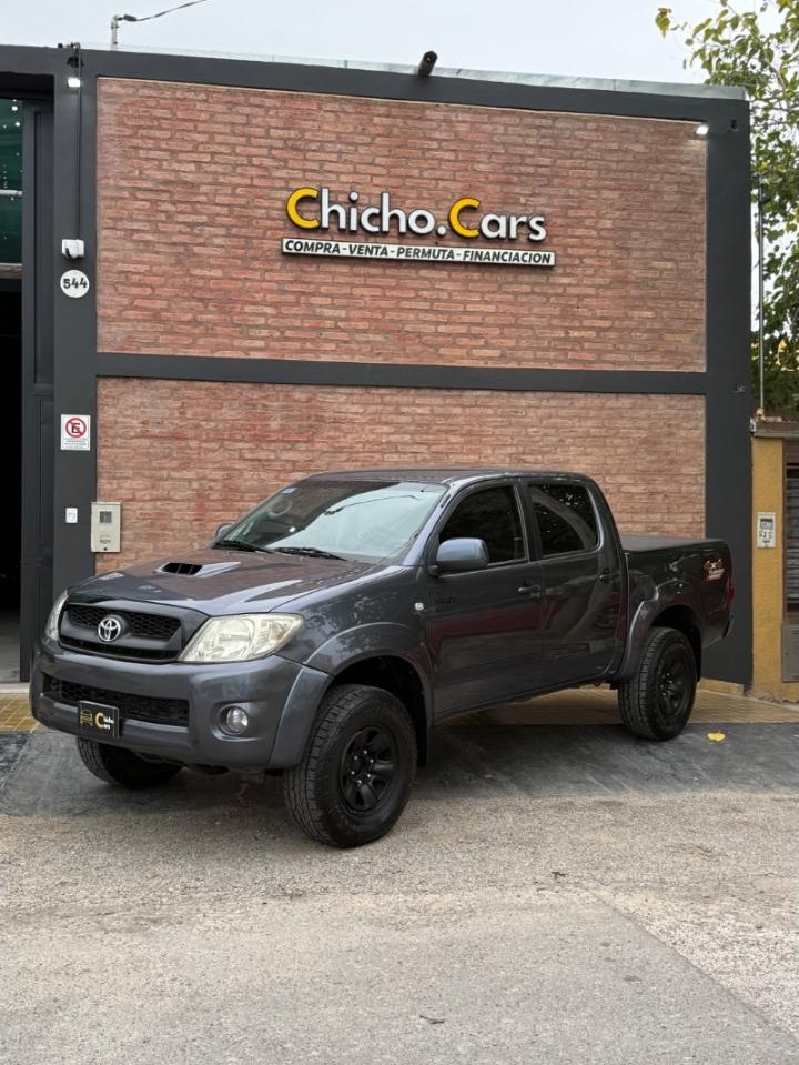 Toyota Hilux Sr 2011