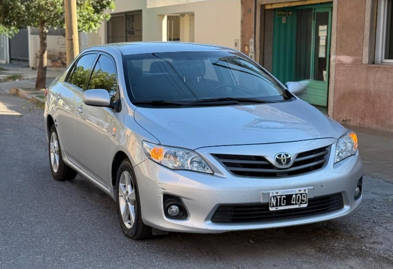 Toyota Corolla Xei 2014 Inmaculado Sin Detalles