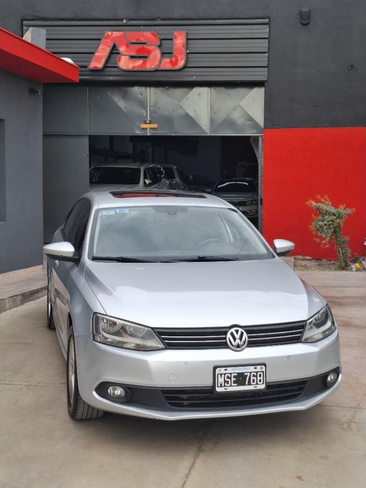 Volkswagen Vento 2.5 Luxury At 2013 Impecable.