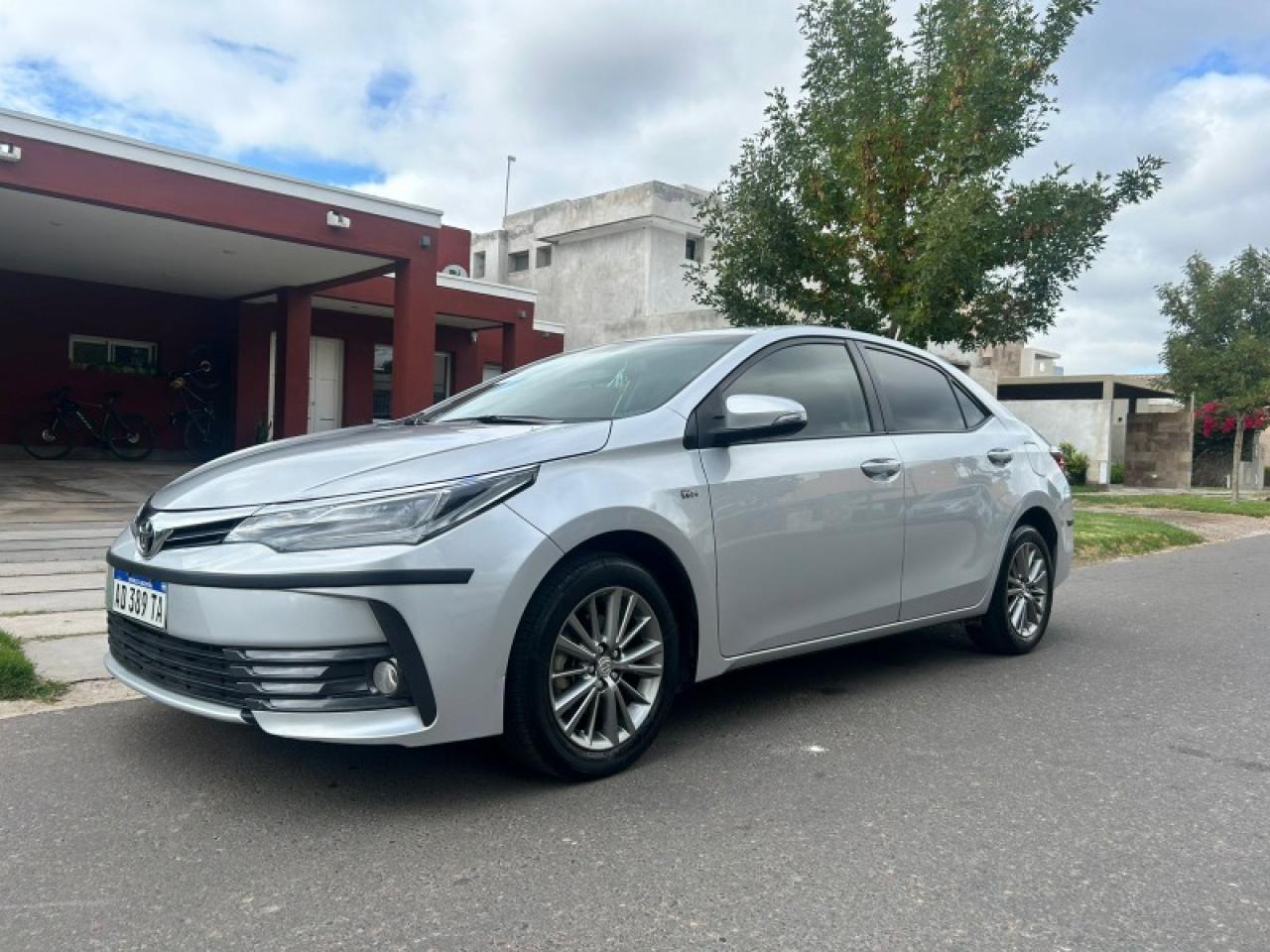 Toyota Corolla 2019 Xei Mt 1.8 Nafta 50mil Km Estado Impecable