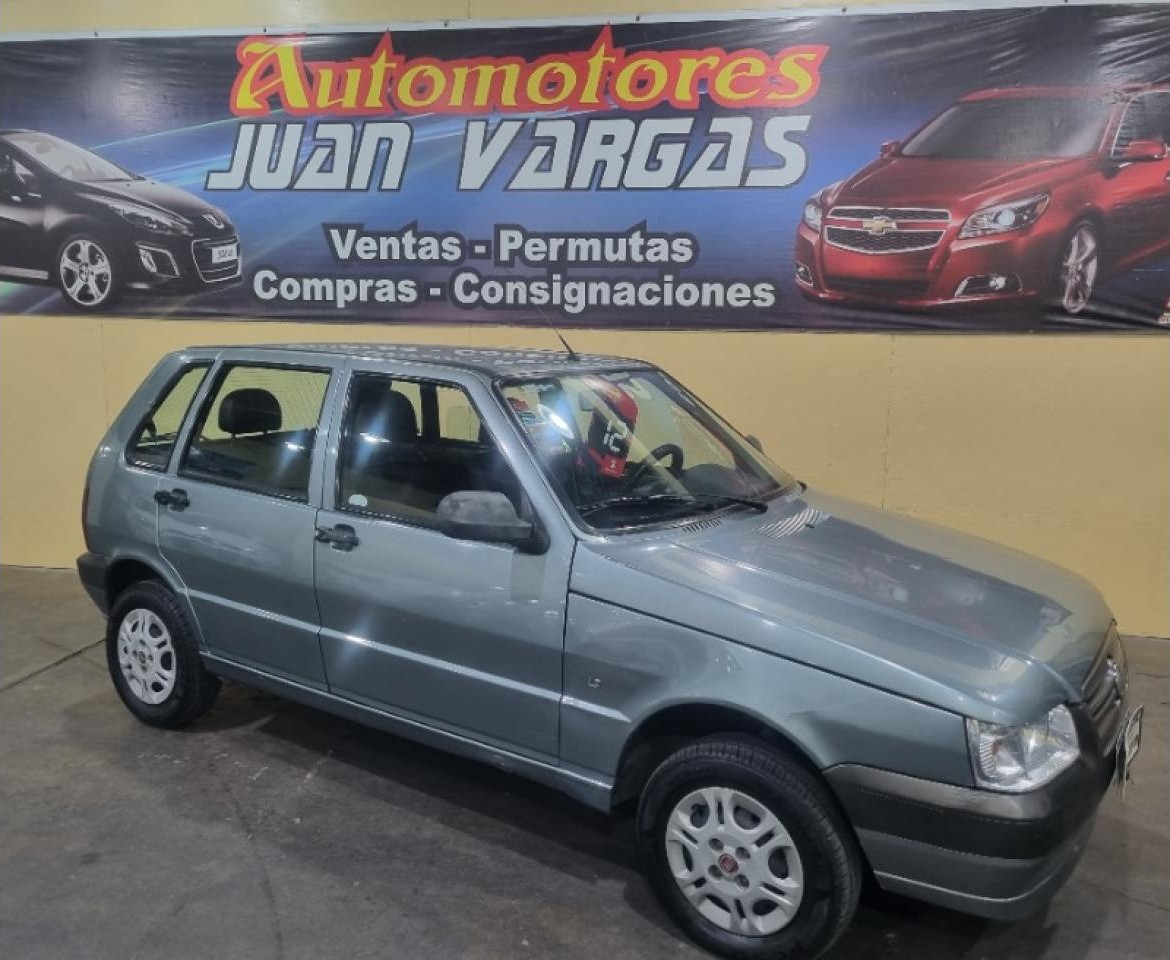 Fiat Uno 1.3 2012. Impecable