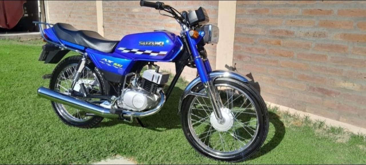 Suzuki Ax 100 / 2023 - 5000 Km