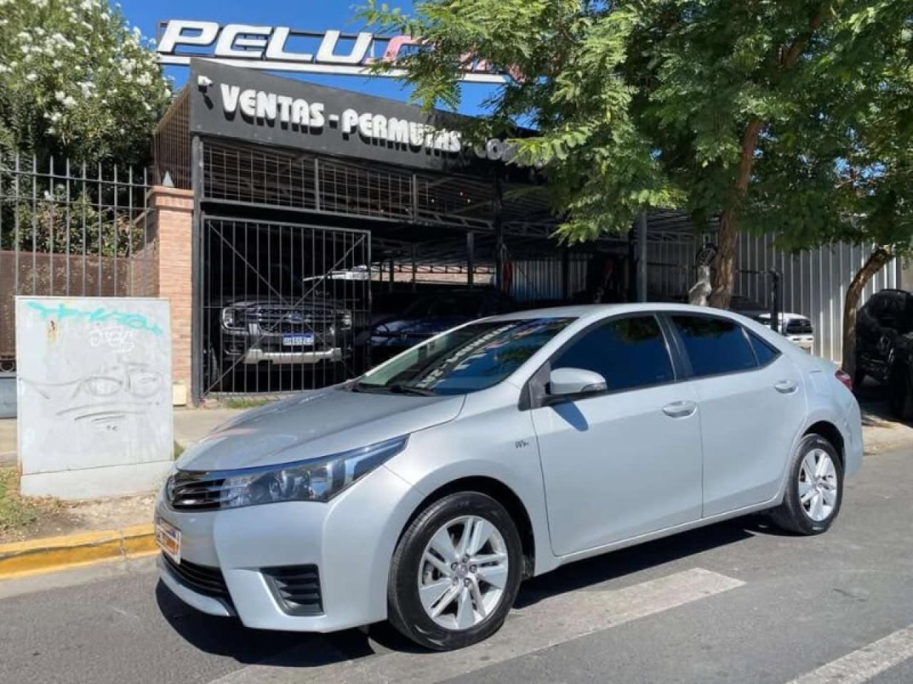 Toyota Corolla Xli 1.8 6mt 2017
