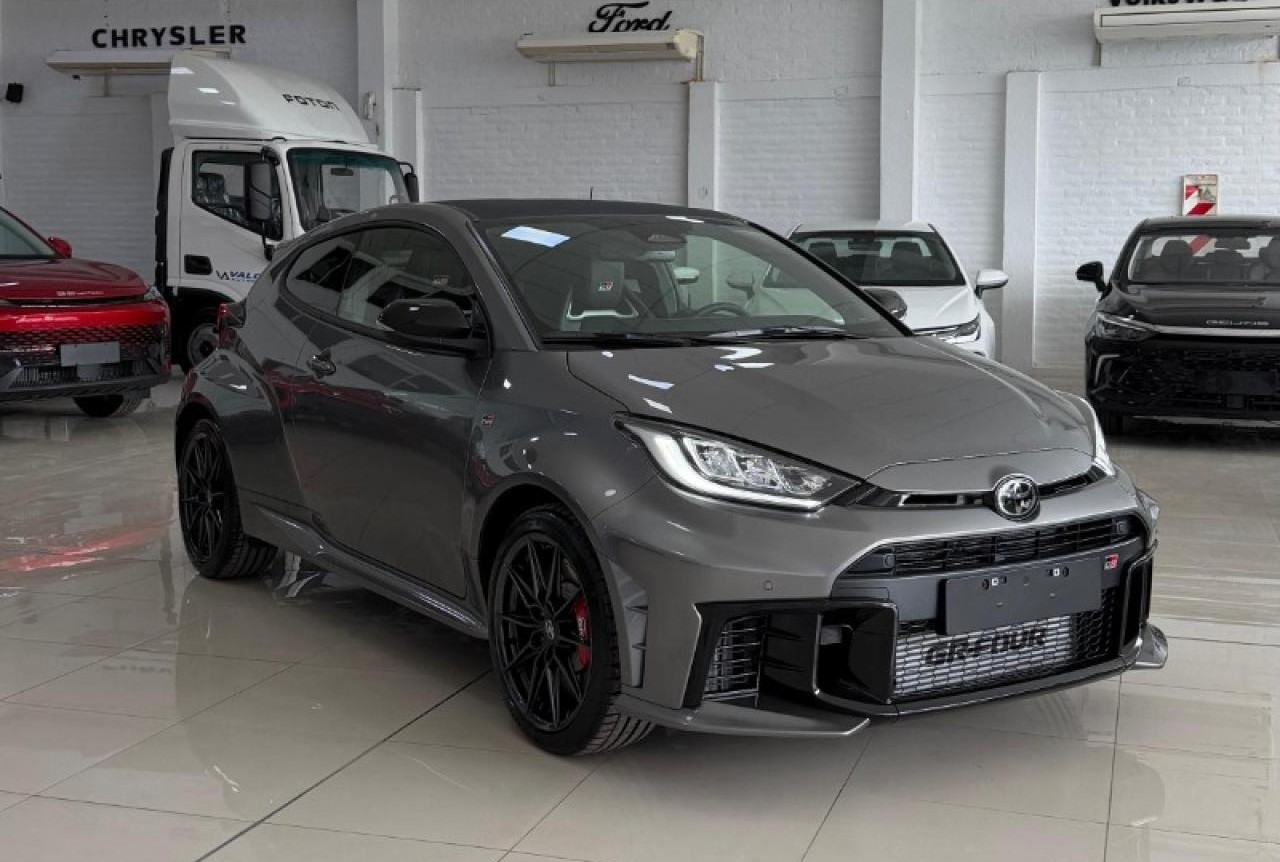 Toyota Yaris Gr Sport 2026 0km