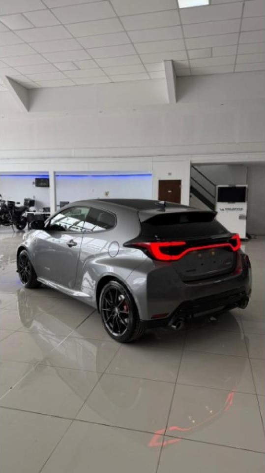 Miniatura 8