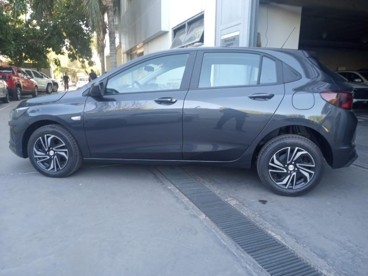 "0 Km" Chevrolet Onix Lt 1.0 T.naf 5p
