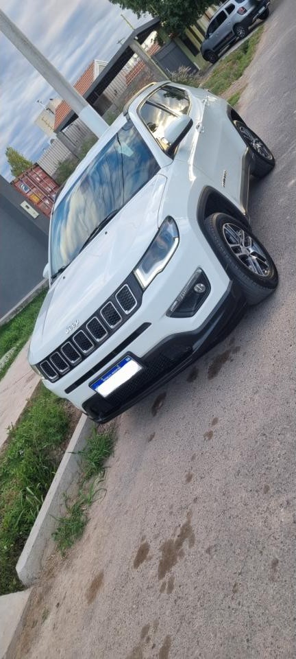 Jeep Compas Sport 2.4 Mt6 - Único Dueño