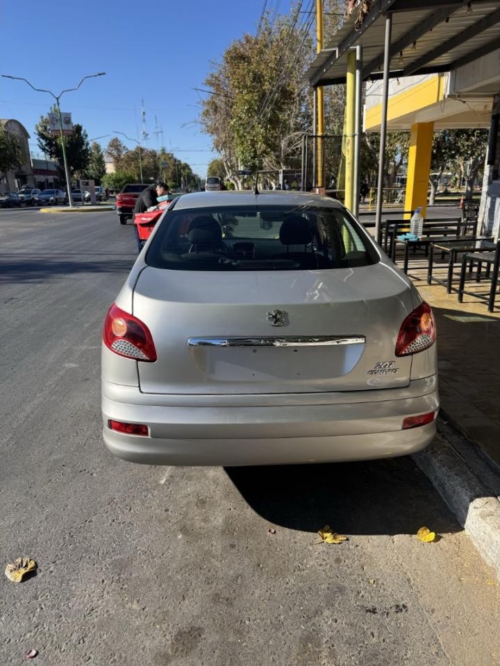 Peugeot 207 2013 Impecable Sin Detalle