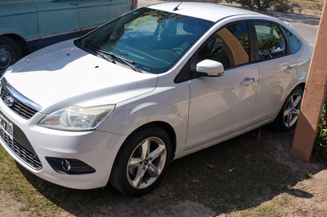 Ford Focus 2.0 2013 Trend Gnc 5ta