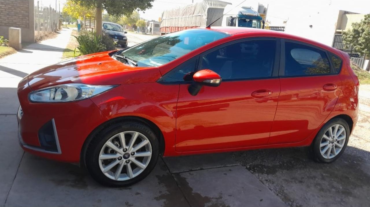 Ford Fiesta Se Impecable 2019