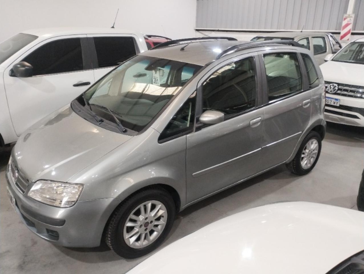 Fiat Idea Hlx 1.8 Mpi 8v (120000 Km) Modelo