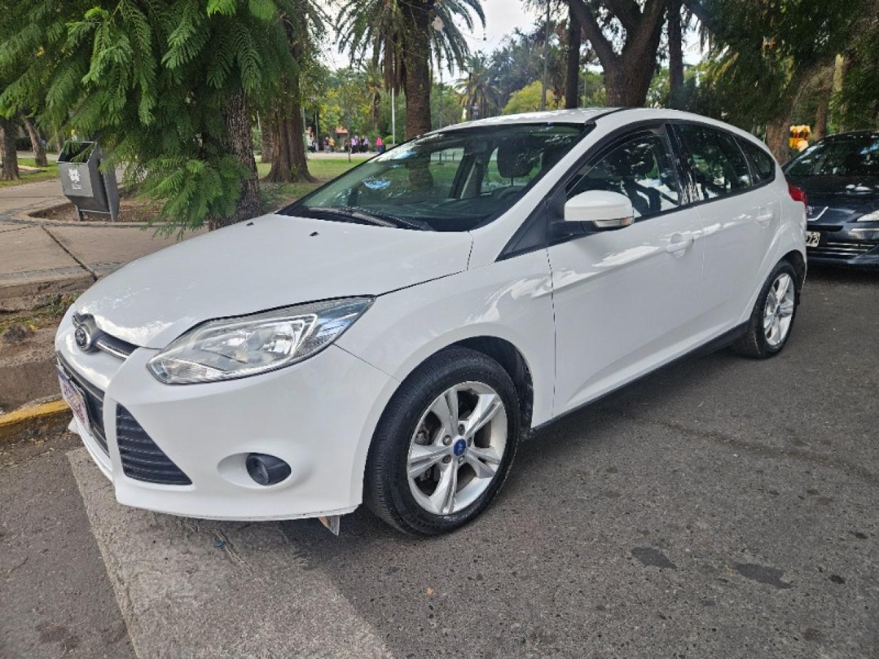 Ford Focus 1.6 S  2015  $8.000.000 Resto En Cuotas