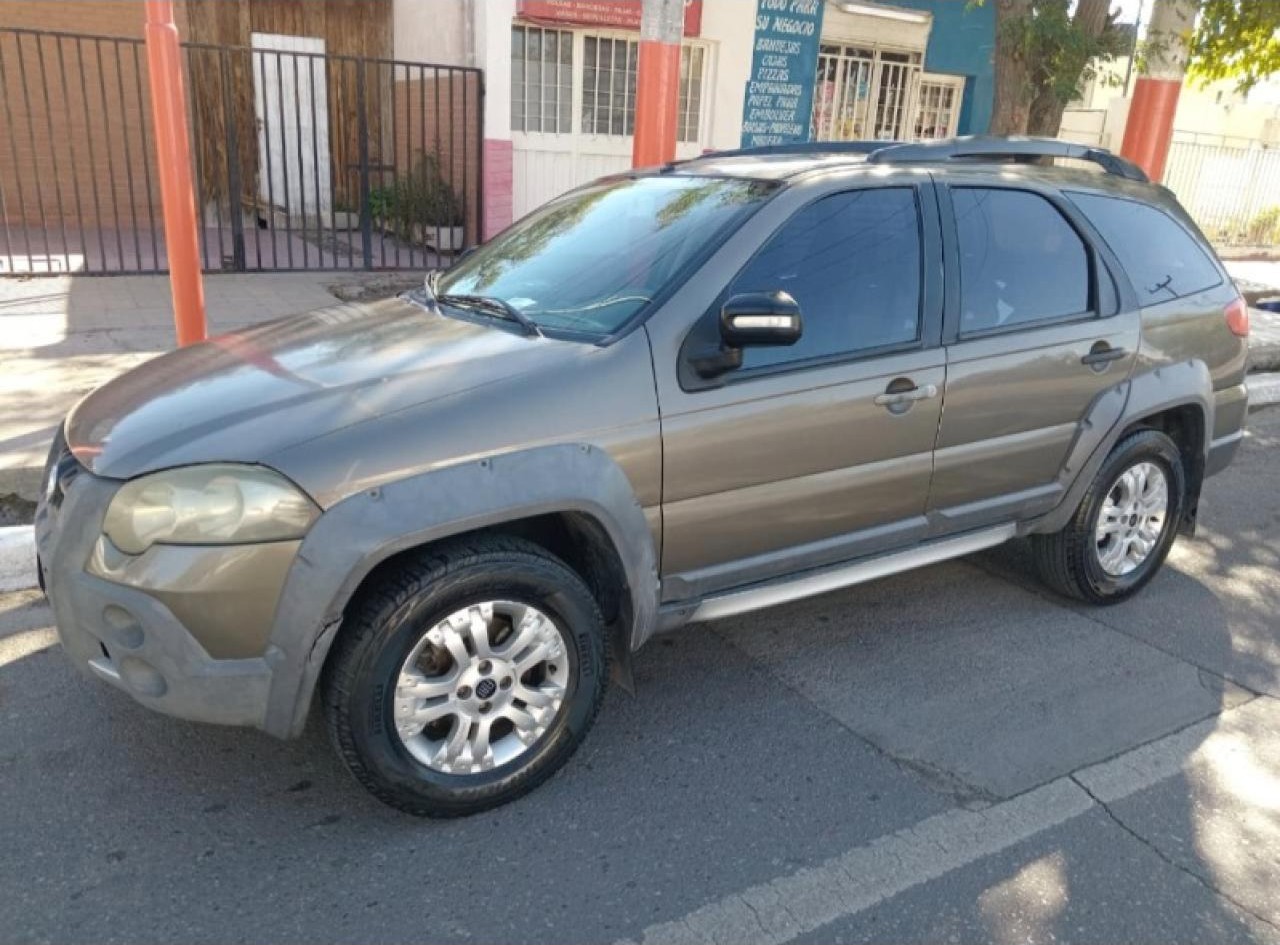 Fiat Palio Adventure 2010. Permuto Recibo Motos
