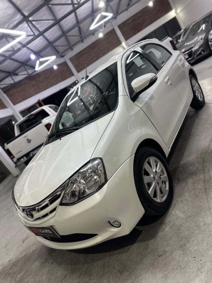 Toyota Etios Xls 2017 único Dueño