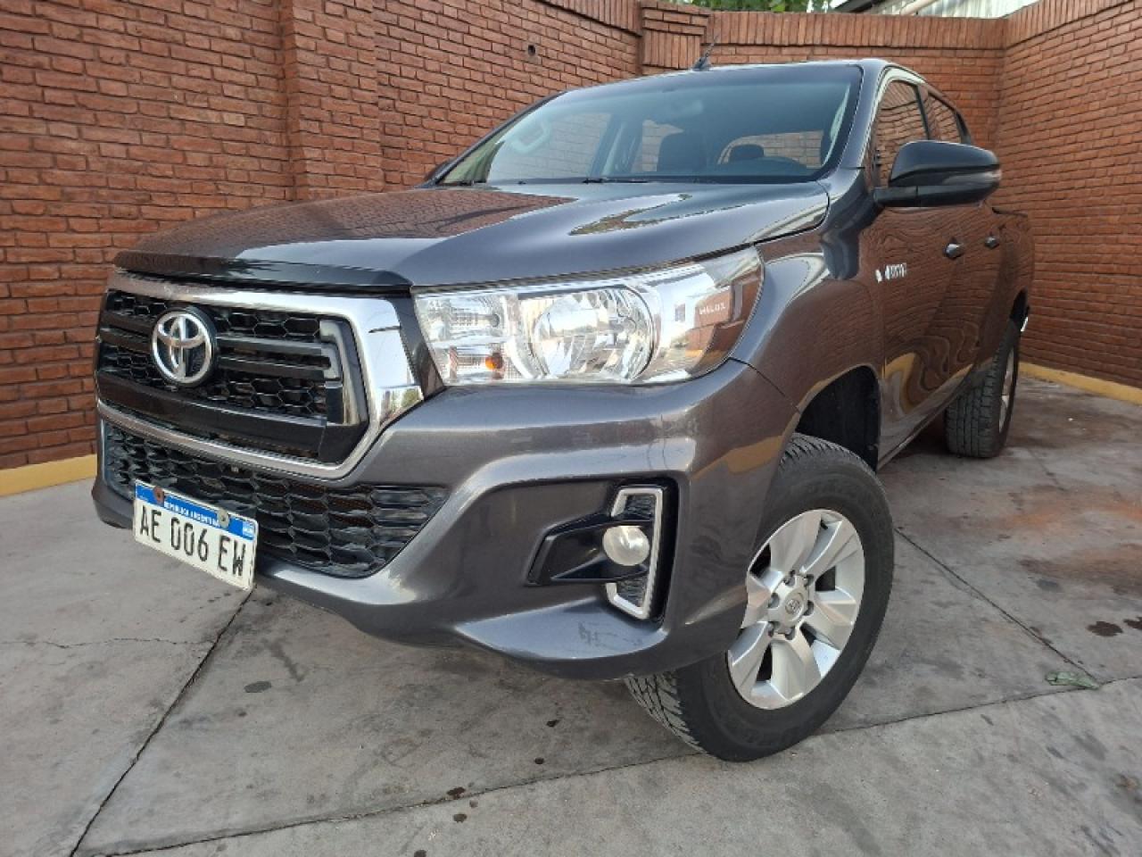 Toyota Hilux 2.8 4x4  2019