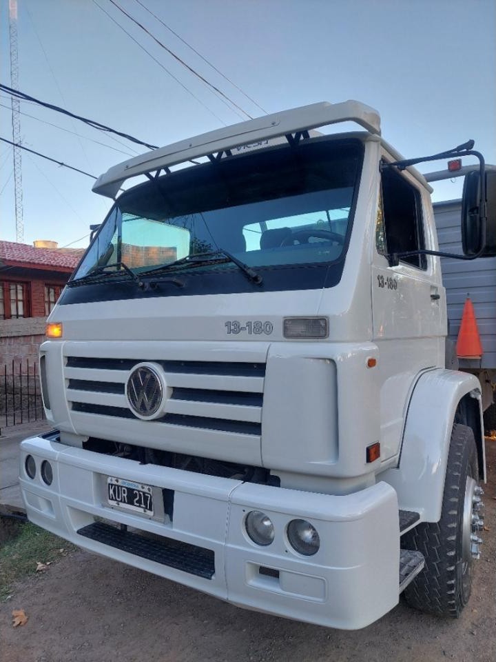 Volkswagen 13.180