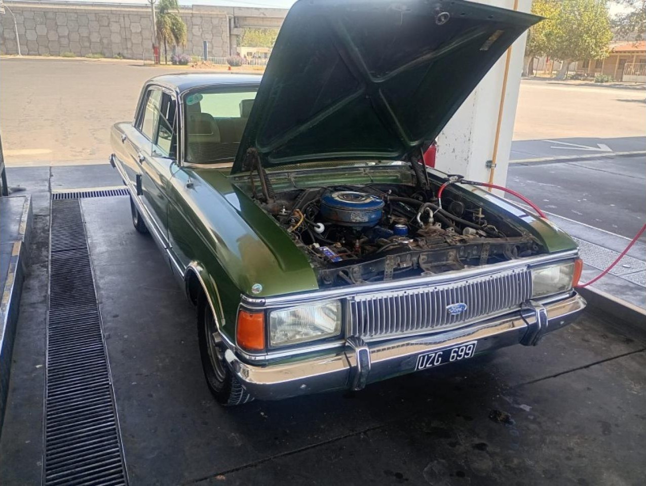 Vendo Ford Falcon Deluxe 1980 Gnc