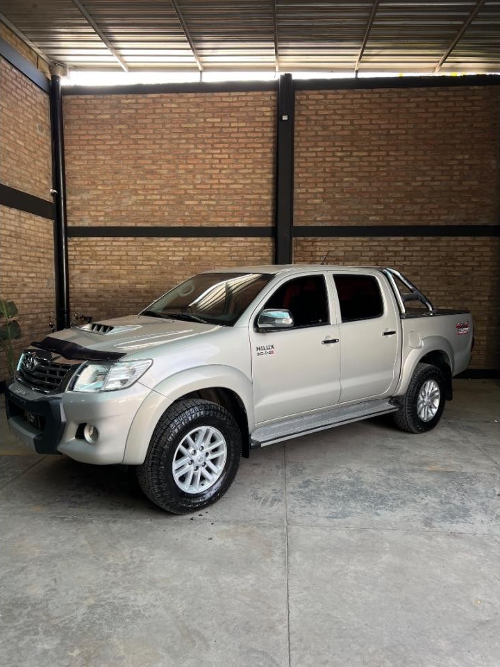 Toyota Hilux Srv 2013 At
