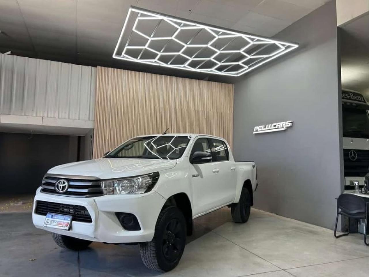 Toyota Hilux Sr 4x4 2017