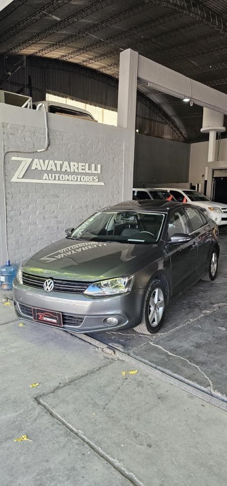 Volkswagen Vento Luxury Aut 2013