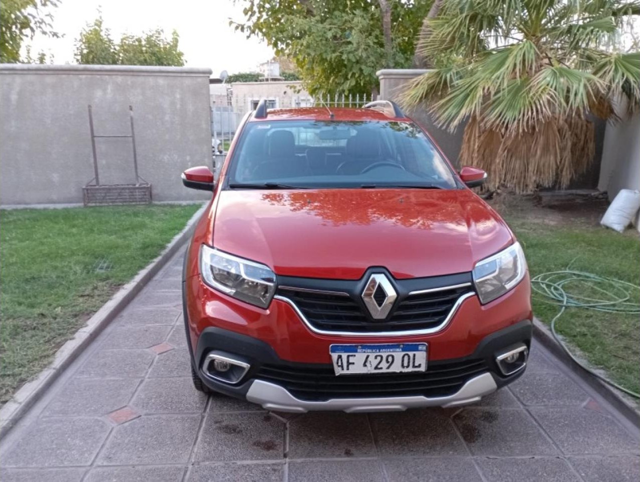 Renault Sandero Stepway Intens 1.6 Primera Mano 2022