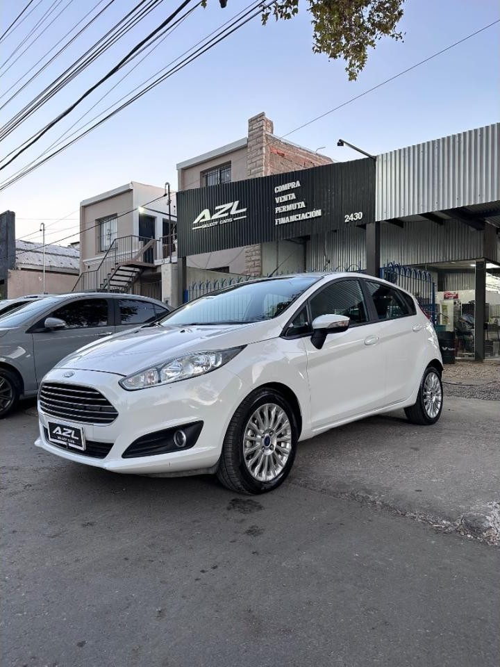 Ford Fiesta Kinetic 1.6 Se 2017 Con 85.000km