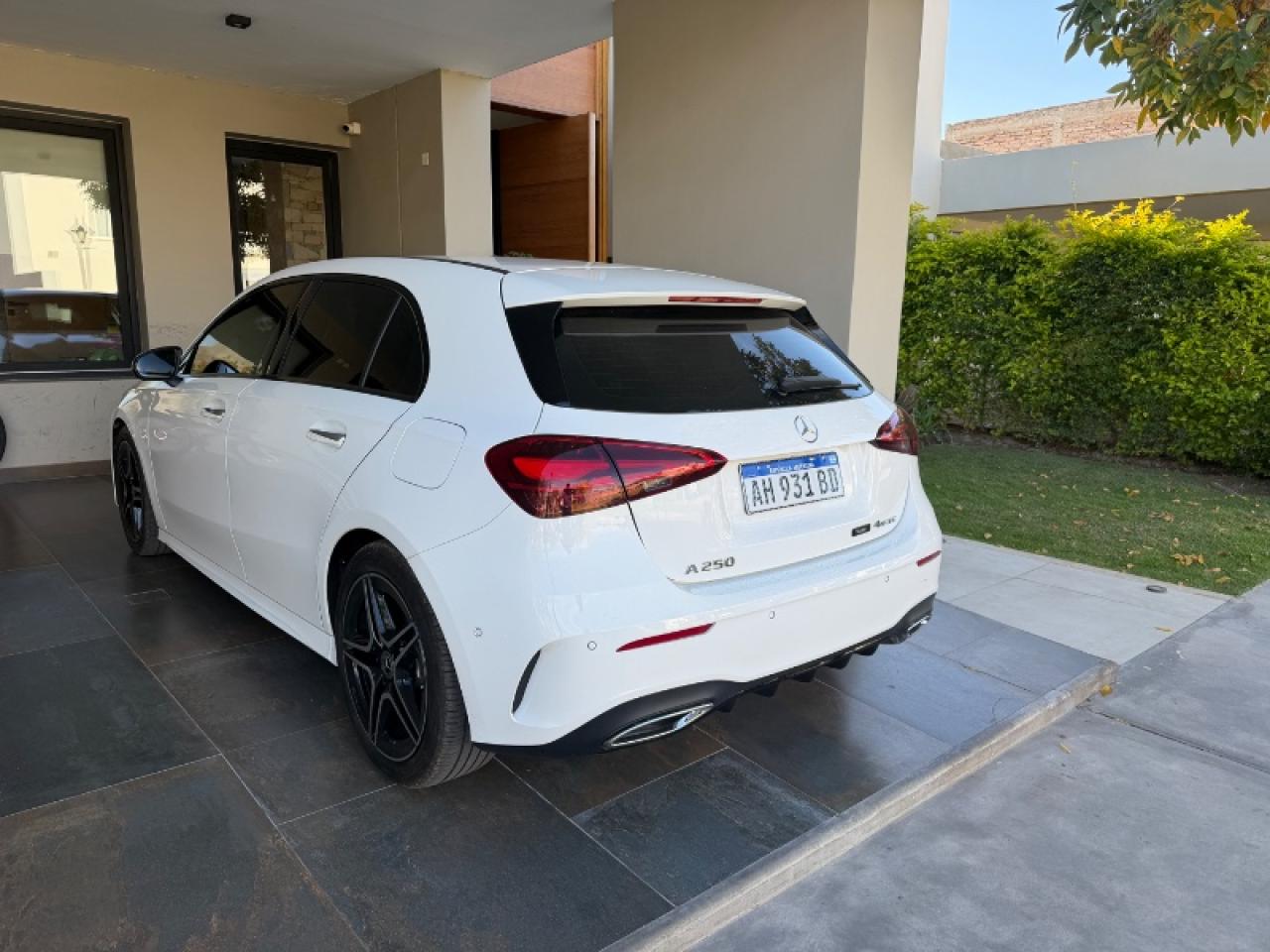 Mercedes Benz A250 4matic Amg-line 224cv
