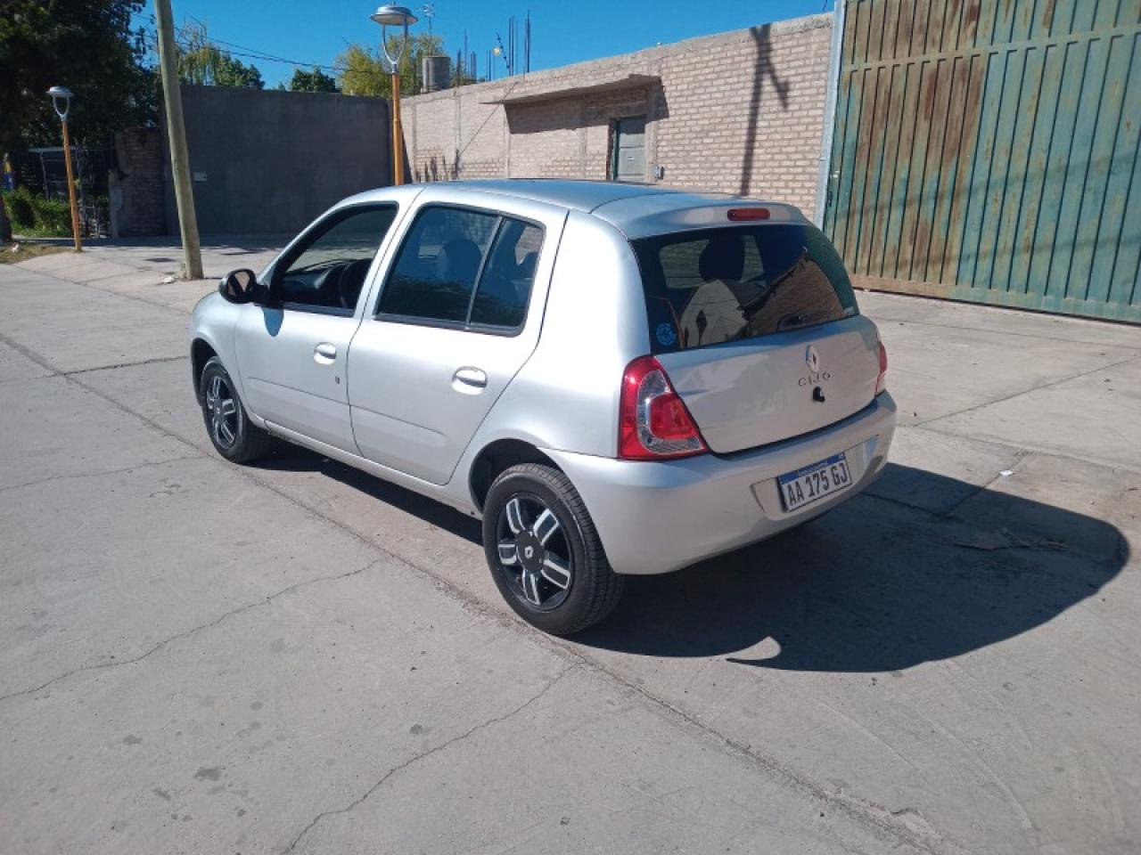 Renault Clio Modelo 2016 Nafta Todo Vigente Listo Para Transferir