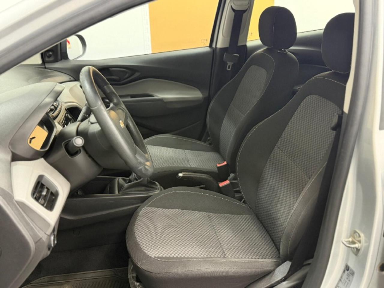 Chevrolet Prisma Joy +